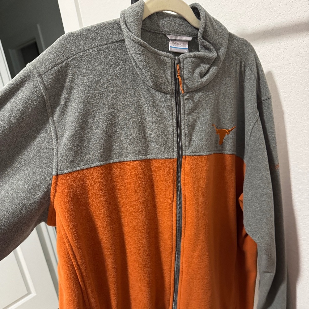 Columbia - TEXAS - Zip up